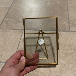 Hinged gold frame 3.5” x 5”